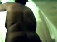 Schwarze Omas heimlich beim Duschen gefilmt